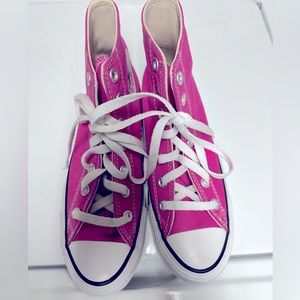 Women’s size 7 hot pink converse shoes